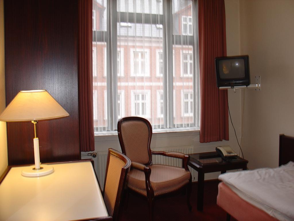 Minotel Park Aalborg Room photo